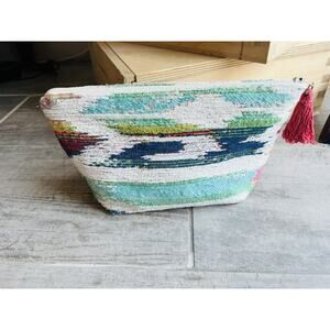 Coussins Elegance Handcrafted Cloth Makeup Bag Zippered Case Tribal Tassel